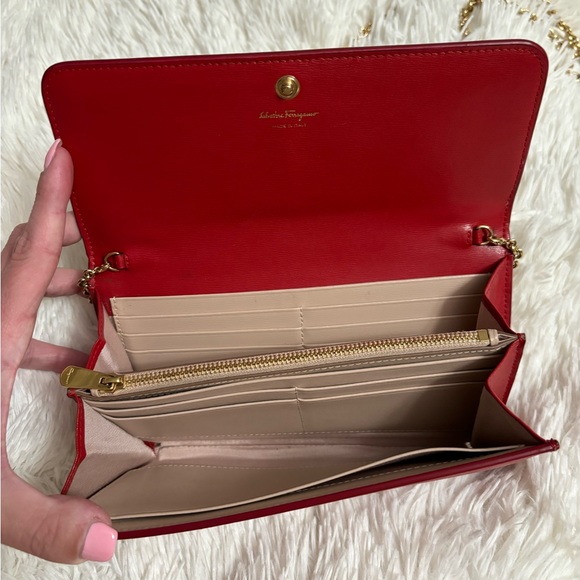 SALVATORE FERRAGAMO CHAIN WALLET (Authentic) - Picture 11 of 14